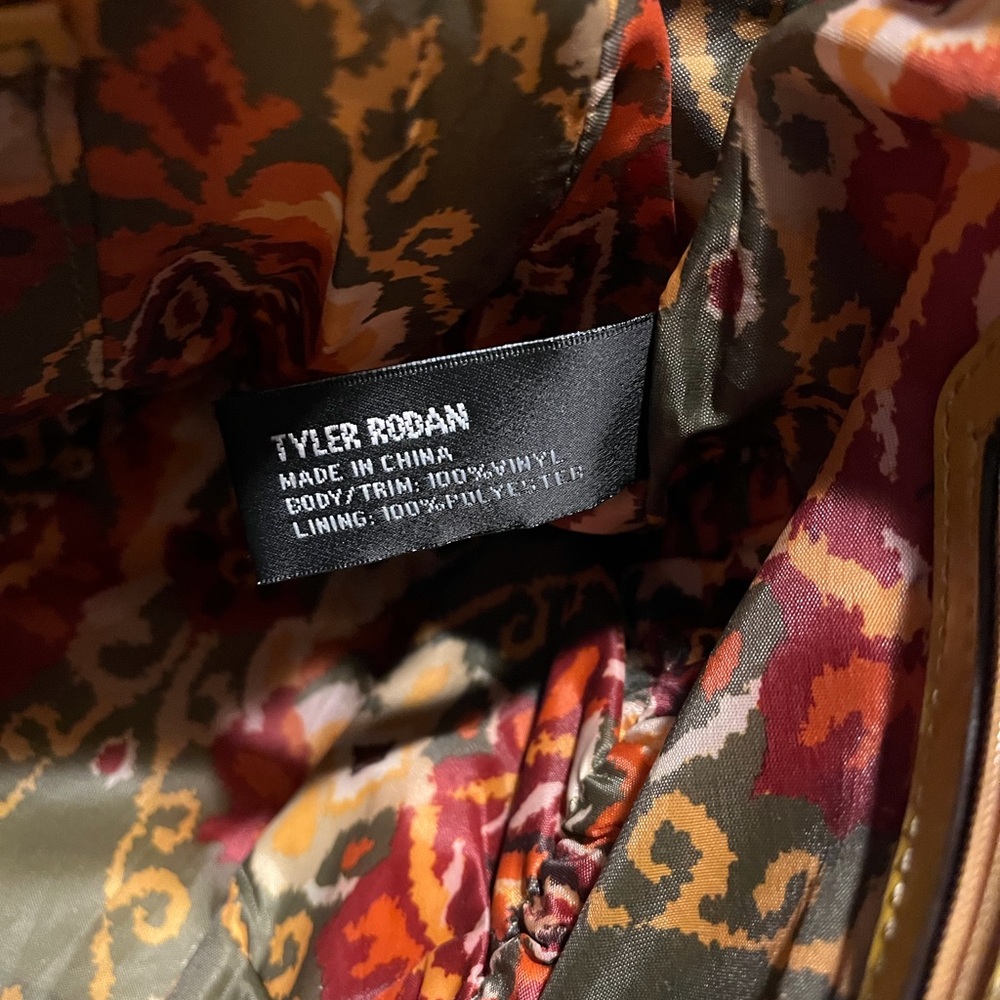 Tyler Rodan  shoulder bag or crossbody - Picture 8 of 16